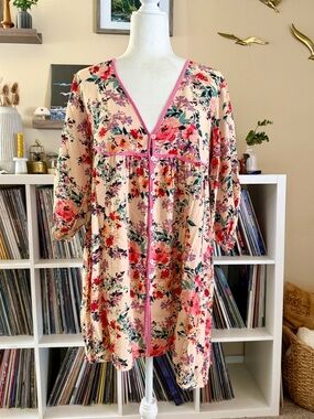 Mindy Mae’s Market Size Large Floral Boho Mini Dress/Kimono
